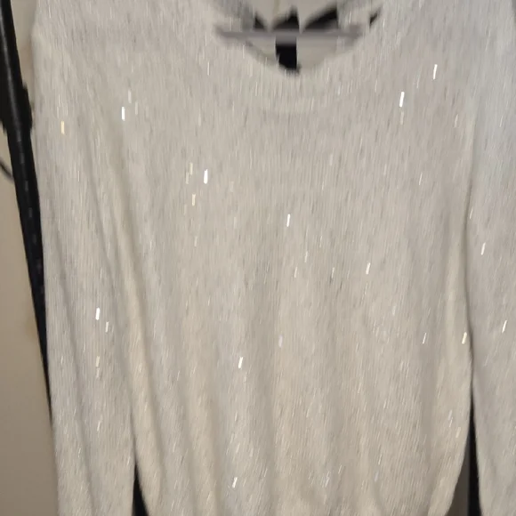 a.n.a White Sequin Knit Sweater Bow Detail In Back - Picture 3 of 4